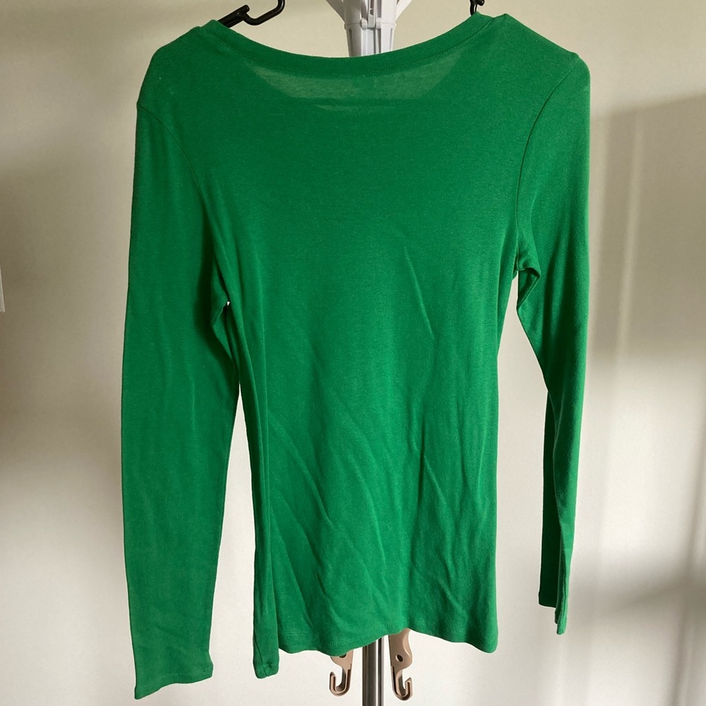 Solid Green Long Sleeve Tee - Picture 3 of 3